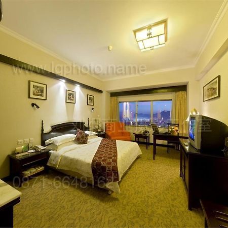New Era Hotel Куньмін Екстер'єр фото