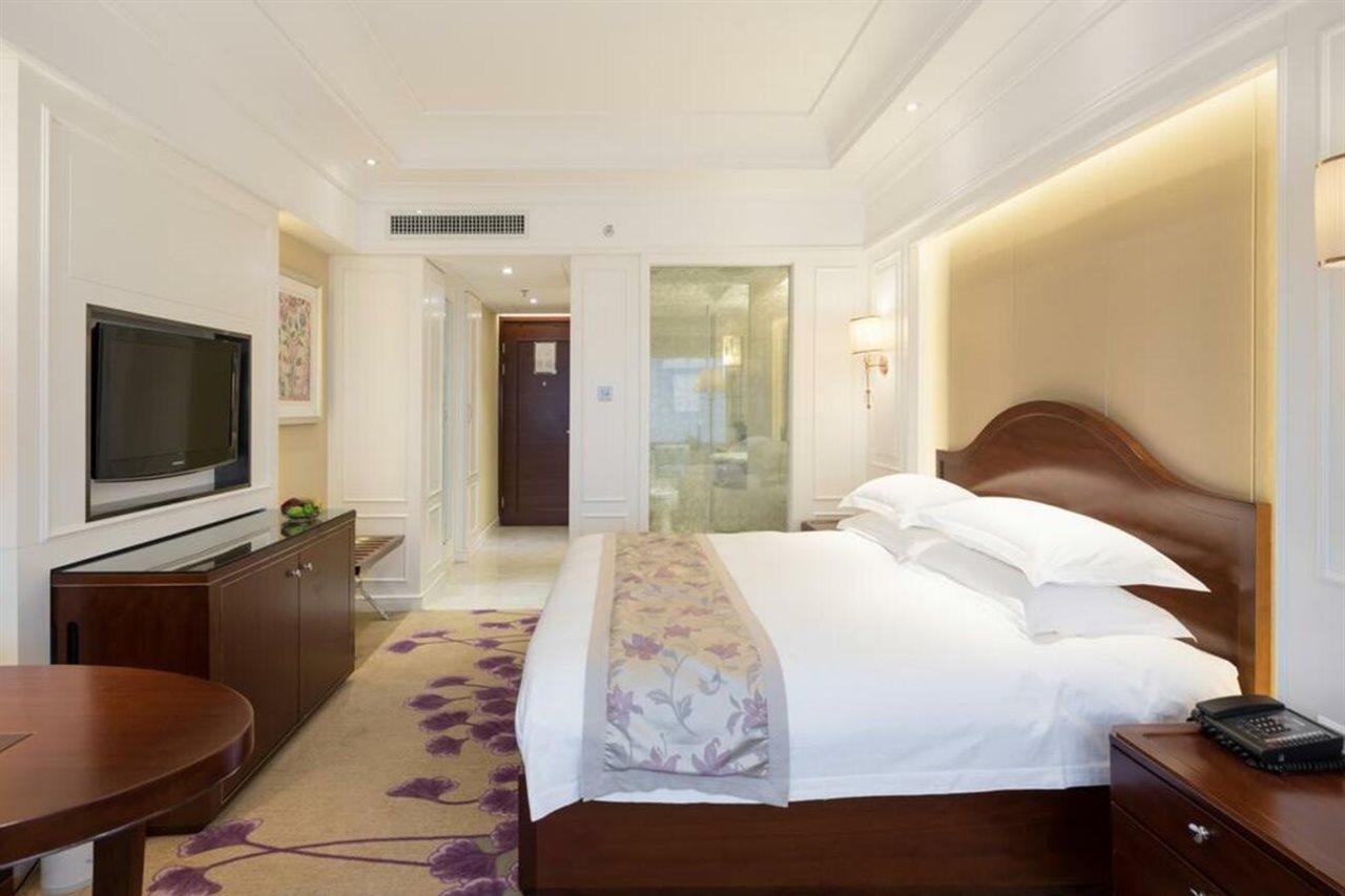 New Era Hotel Куньмін Екстер'єр фото