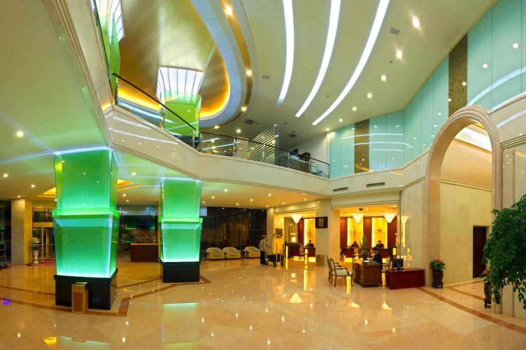 New Era Hotel Куньмін Екстер'єр фото