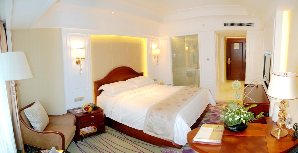 New Era Hotel Куньмін Екстер'єр фото